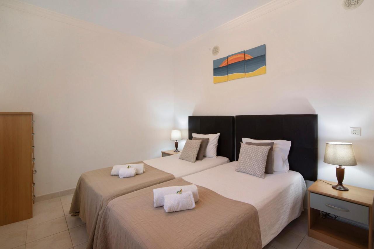 T2 Bosque De Sao Jose Apartment อัลบูเฟรา ภายนอก รูปภาพ
