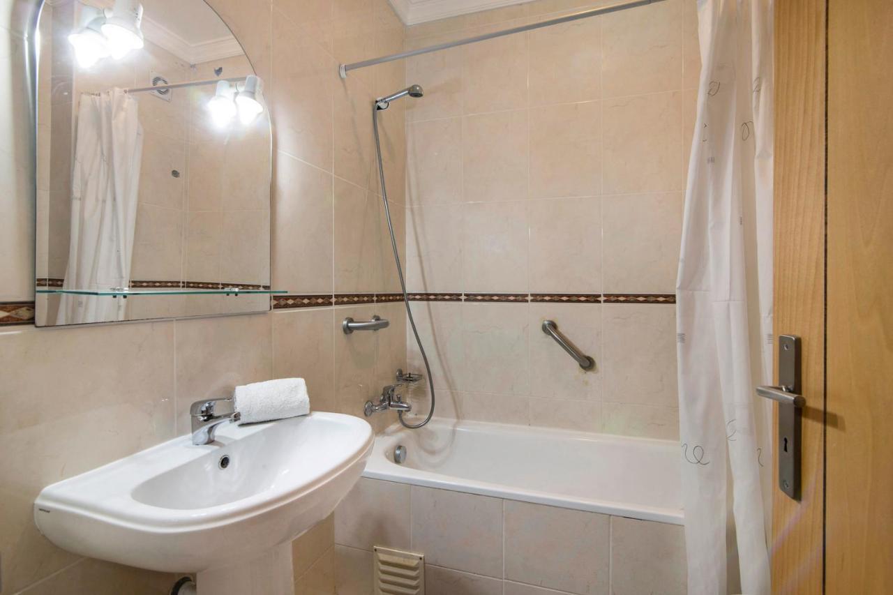 T2 Bosque De Sao Jose Apartment อัลบูเฟรา ภายนอก รูปภาพ